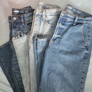 Lot of 3 high waisted old navy jeans size 2, O.G straight, Skyhigh
